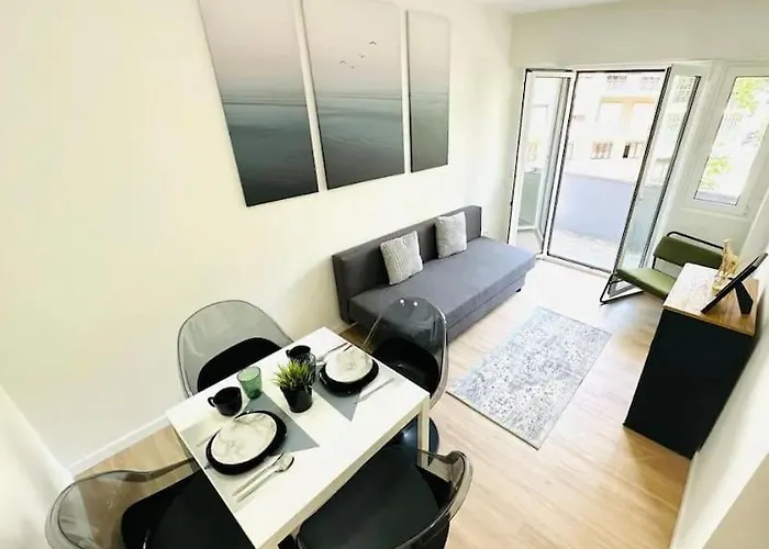 Crespo Flat Next To Avenida Liberdade Location