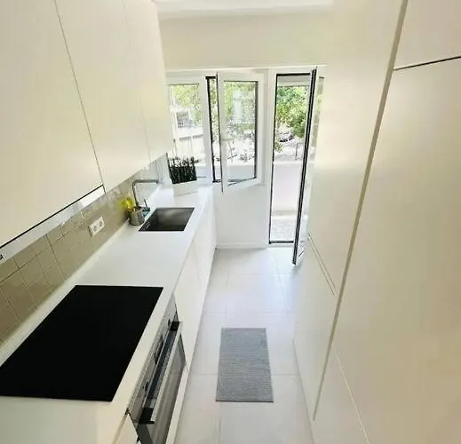 Crespo Flat Next To Avenida Liberdade Location