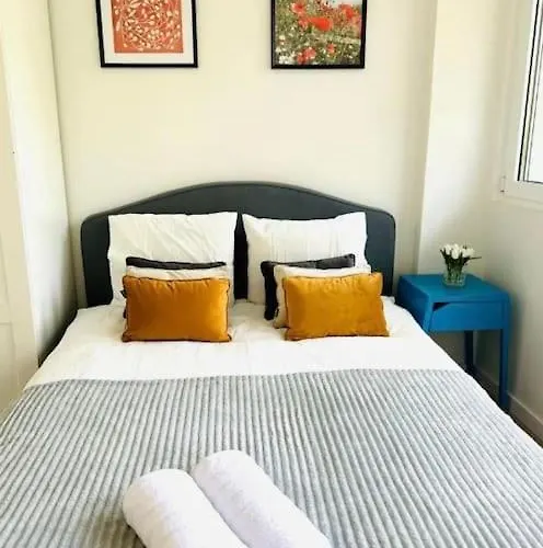 Crespo Flat Next To Avenida Liberdade Location 아파트 리스본