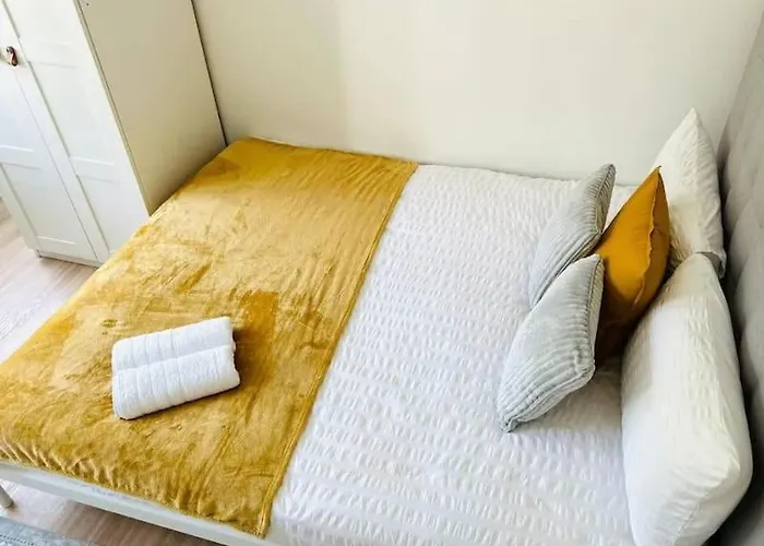 아파트 Crespo Flat Next To Avenida Liberdade Location *