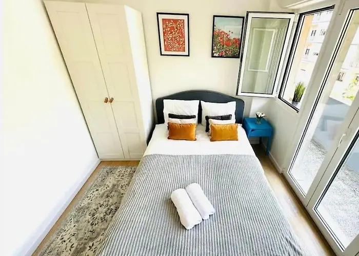 Crespo Flat Next To Avenida Liberdade Location 아파트 *