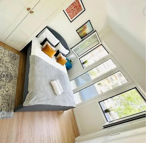Crespo Flat Next To Avenida Liberdade Location Апартаменты Лиссабон